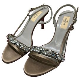 Sandali con cinturino Valentino Garavani con strass Silk Gold 37.5