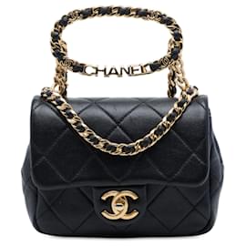 Chanel Mini Borsa a Patta in Lambskin Matelassé Nero con Logo Oval e Manico a Catena
