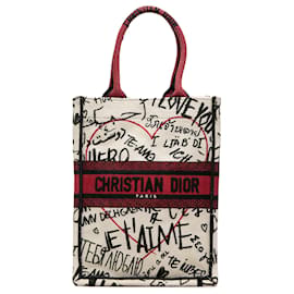 Dior Book Tote vertikal aus weißem DiorAmour besticktem Canvas mit Graffiti