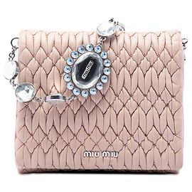 Borsa Satchel Miu Miu in Nappa Matelassé Marrone con Catena di Cristalli