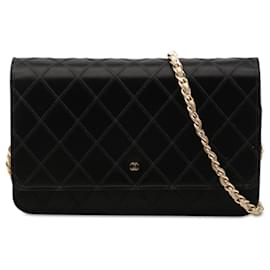 Portafoglio con catena Chanel in raso bicolore nero con trapuntatura a diamante
