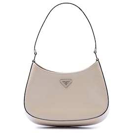 Borsa a tracolla Cleo Prada in pelle spazzolata marrone