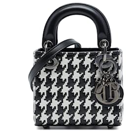 Dior Macro Lady Dior in micro-calfskin nera con motivo pied-de-poule in rilievo