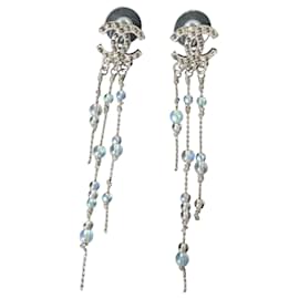 Orecchini pendenti Chanel CC A18S SHW con perline