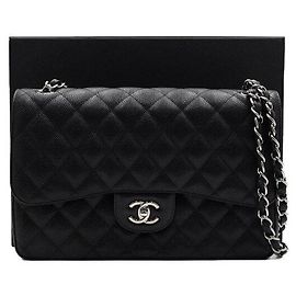 Chanel Bolso de hombro con cadena plateada