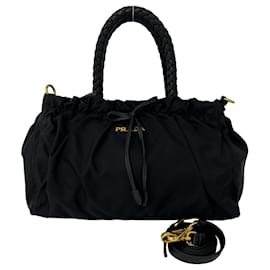 Bolsa de Ombro Prada com Logotipo e Alças de Corda