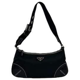 Bolsa de ombro Prada em nylon Tessuto e couro com placa de logo triangular