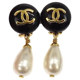 Orecchini Chanel CC Logo pendenti in perle artificiali e placcati oro