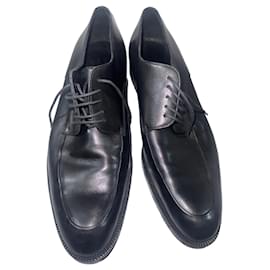Scarpe stringate in pelle nera - Gucci