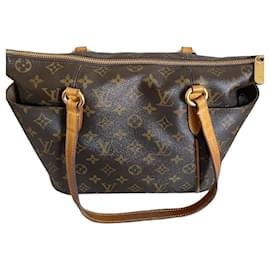 Louis Vuitton Monogram Canvas Artsy MM Shopper Bag