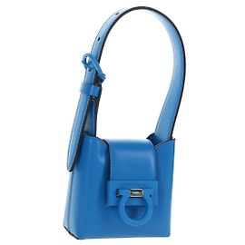 Bolso de mano Salvatore Ferragamo Gancini de piel azul y plata Auth 195518M