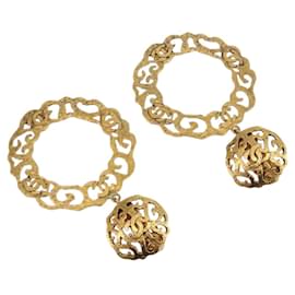 CHANEL Pierce Metal Gold Tone CC Auth 198818V - Chanel