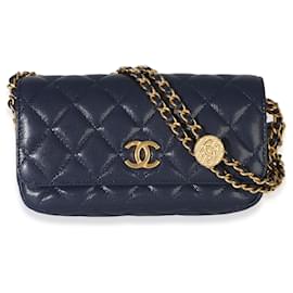 Chanel Navy Quilted Caviar Twist Your Buttons Handyhalter mit Kette