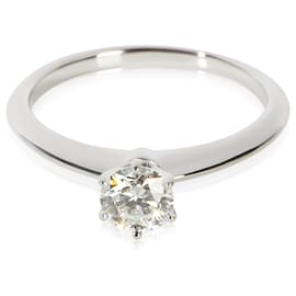 Anello di fidanzamento Tiffany & Co. con diamante taglio brillante rotondo 0.61 ct