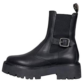 Celine Lederstiefel in Schwarz mit silberner Schnalle - EU 39 gebraucht - Céline