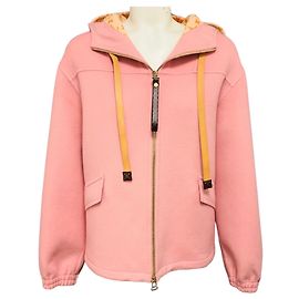 Louis Vuitton rosa Kapuzenjacke mit Reißverschluss aus Wolle, braunem Monogram Canvas-Besatz und tan Lammleder-Details