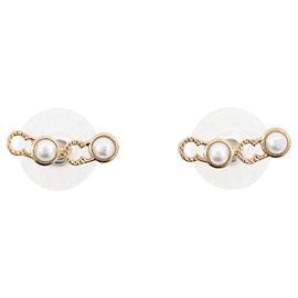 Orecchini a lobo Chanel Coco in perle finte