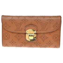 Louis Vuitton Amelia Mahina Leather