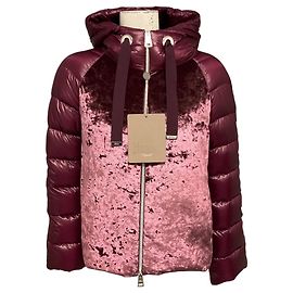 Herno Resort Steppjacke aus bordeauxrotem Nylon und Crushed Velvet