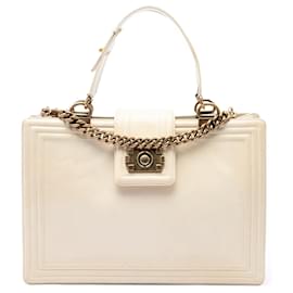 Borsa Tote Satchel Boy Reverso Chanel in vitello bianco