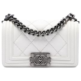 Borsa a tracolla Chanel Boy Flap Small in vitello bianco con doppia impuntura