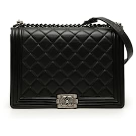 Borsa a tracolla Chanel Boy Flap Large in pelle d'agnello matelassé nera