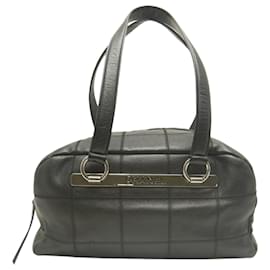 Borsa a tracolla Chanel Chocolate Bar Caviar Nera