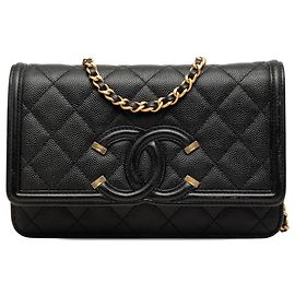 Borsa a tracolla Chanel Caviar CC Filigree Wallet On Chain Nera