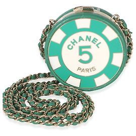 Chanel runde Clutch aus gestepptem Lammleder emailliert in Grün und Weiß im Poker-Chip-Design mit Kette