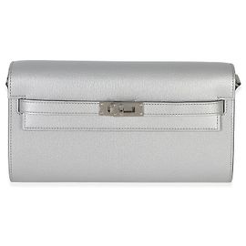 Cartera Hermès Kelly Wallet To Go en piel Chevre Chamkilight Argent Metallic PHW