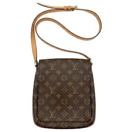 Sac Louis Vuitton Musette Bagatelle en cuir Epi