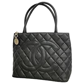 Chanel Tote Bag aus schwarzem genarbtem Kalbsleder
