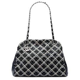 Bolsa Bowler Just Mademoiselle Chanel em tweed preto tecido e couro patenteado enrugado