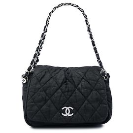 Chanel Black Medium Textured Nylon Bubble Quilt Accordion Flap