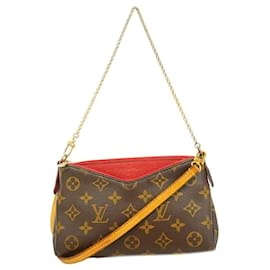 Borsa a pochette Louis Vuitton Monogram Pallas M41638