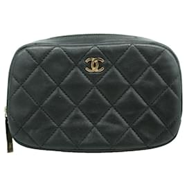 Pouch Chanel Matelassé in pelle d'agnello - Black