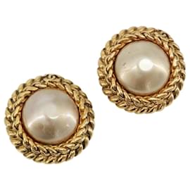 Chanel Vintage Orecchini a clip rotondi in metallo con perla sintetica