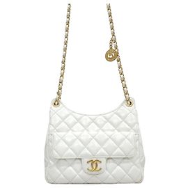 Chanel Borsa Hobo con catena e tasca Medium Patent White