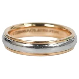 Tiffany & Co Millegrain 4mm Ring aus 18k Weißgold und Roségold