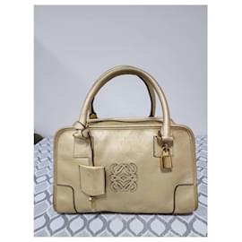 Borsa a tracolla Amazona 36 in pelle di capra metallizzata LOEWE Gold - Loewe