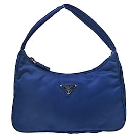 Prada Re-Edition 2000 Nylon