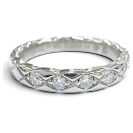 Anillo Chanel J11387 Coco Crush de Platino 950 y Diamantes