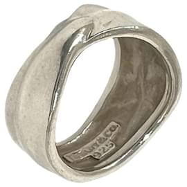Tiffany & Co Tiffany Vintage Leaf Band Ring