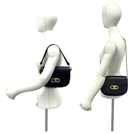 Bolsa de Ombro 2-way em Couro Celine Maillon Triomphe com Corrente - Céline