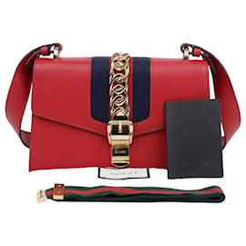Gucci Picca borsa a tracolla in pelle Sylvie Rossa