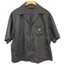 Kurzarmhemd aus Nylon mit Dreiecks-Logo Schwarz - Prada