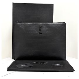 Saint Laurent Borsa a pochette in pelle Monogram Nero