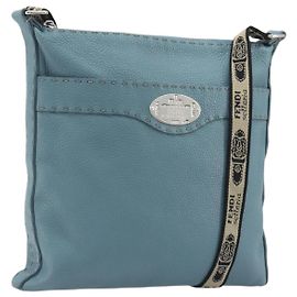 Borsa a tracolla FENDI Celeria in pelle azzurro argento 8BT109 Auth BA14891A