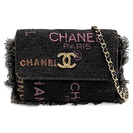Clutch Chanel Fringe Denim Mood Nera con Tracolla a Catena