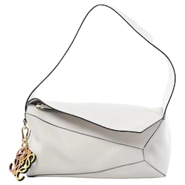 Borsa a tracolla in pelle LOEWE Puzzle Hobo in White - Loewe